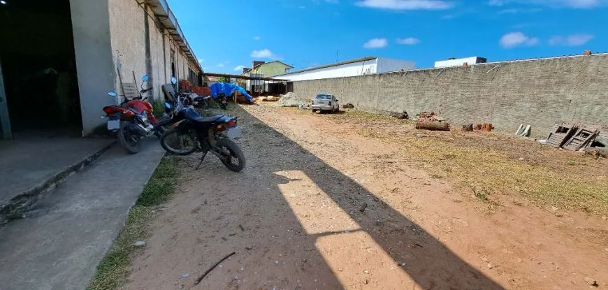 Prédio à venda, 474 m² por R$ 800.000,00 - Planalto - Natal/RN