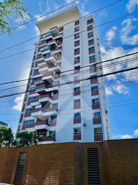 Apartamento à Venda em Barro Vermelho (Natal/RN) | Condomínio Ipê | 5/4 sendo 2 suítes - 190m²