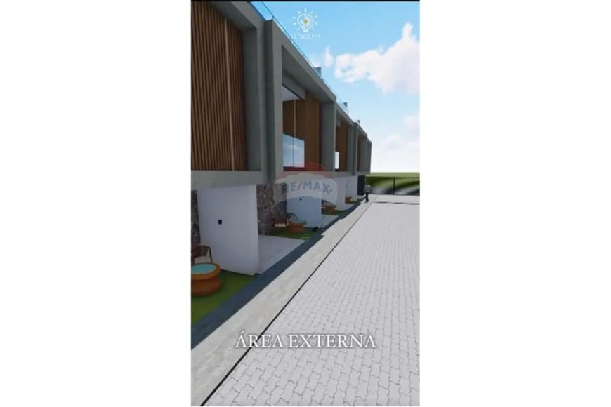 CASAS TRIPLEX EM CONDOMINIO FECHADO