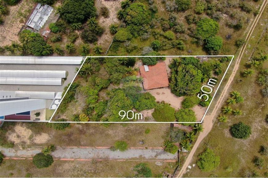 Terreno com 4500m², em Ponta Negra