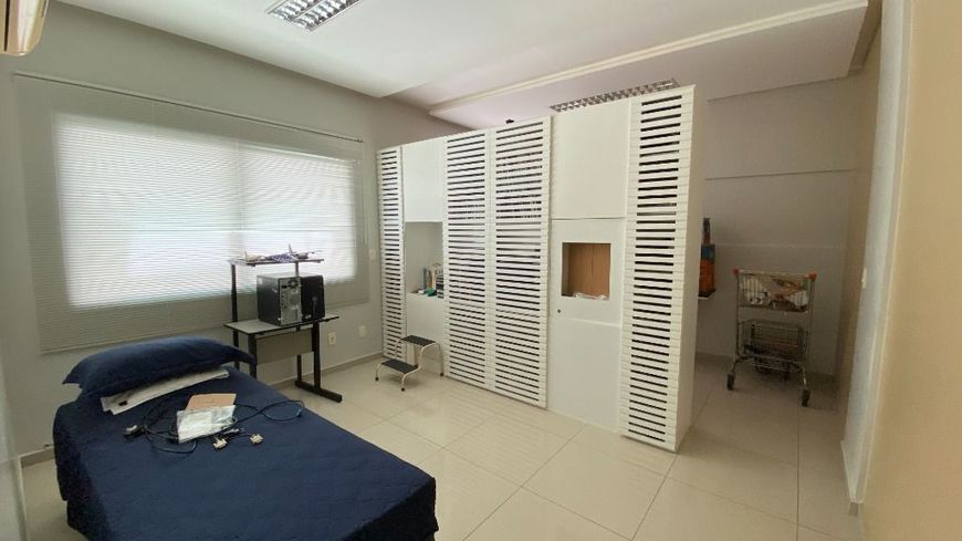 Imóvel misto (comercial e residencial) no bairro do Tirol com 373m²