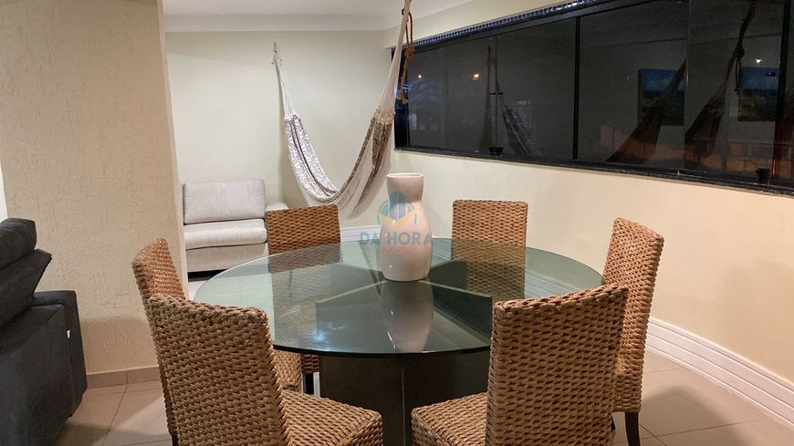 Apartamento com quatro suites em Capim Macio