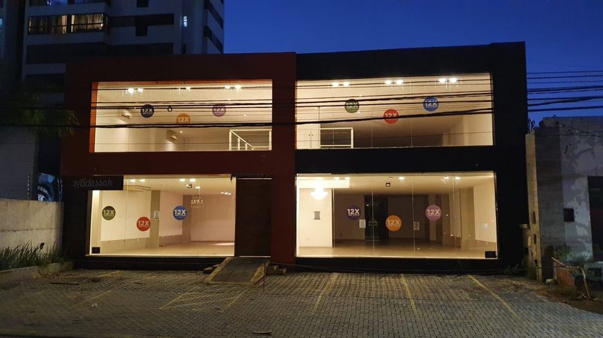 Imóvel comercial com 800 m2 na Hermes da Fonseca