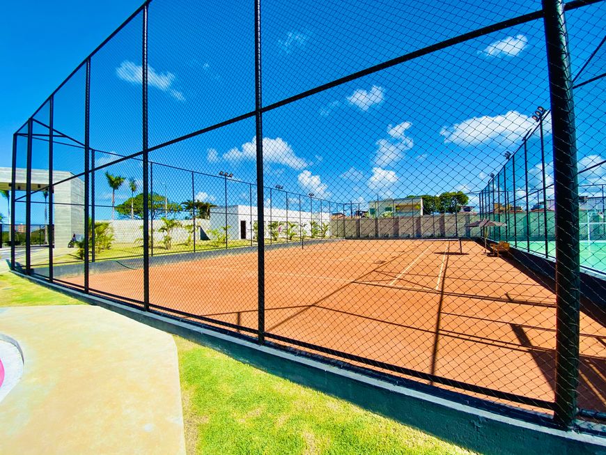 EXCELENTE LOTE DE ESQUINA NO CONDOMINIO SUBSET BOULEVARD- 334M2.