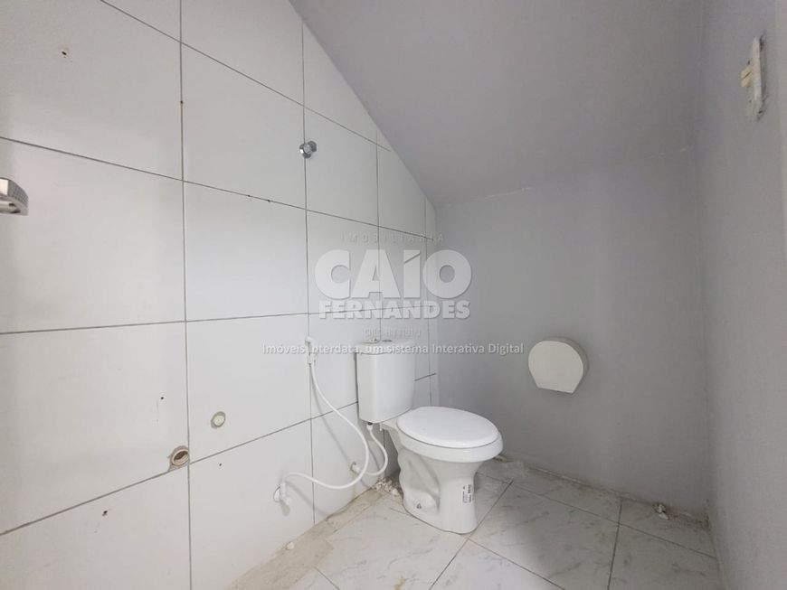 Prédio comercial em Tirol