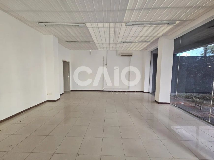 Prédio comercial em Candelária