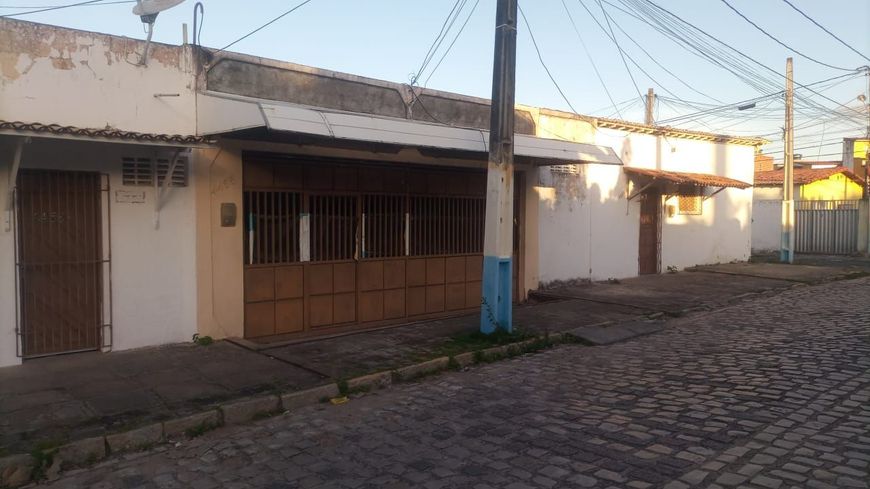 Casa com 3 dormitórios + 7 Kitnets à venda, 480 m² por R$ 800.000 - Neópolis - Natal/RN