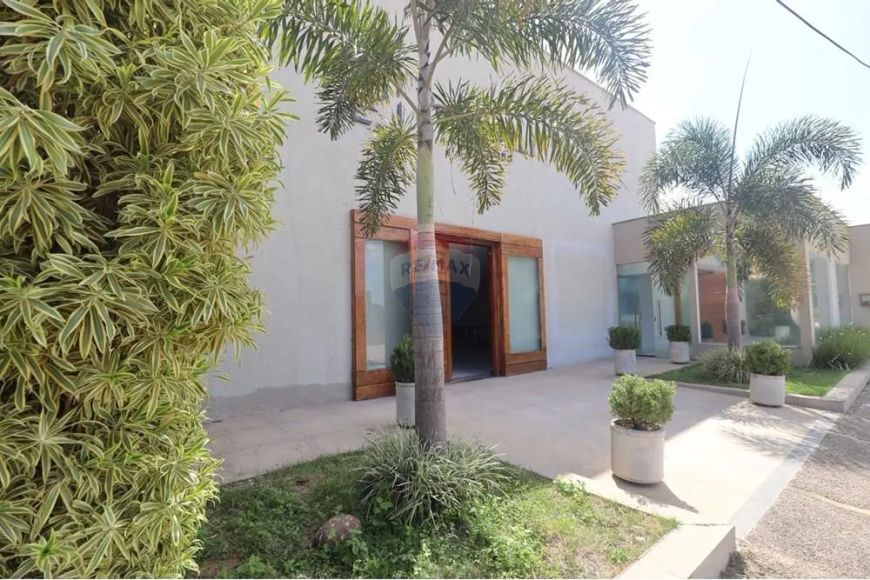 Prédio comercial no San Vale ideal para, Clinica, Bife, Igreja