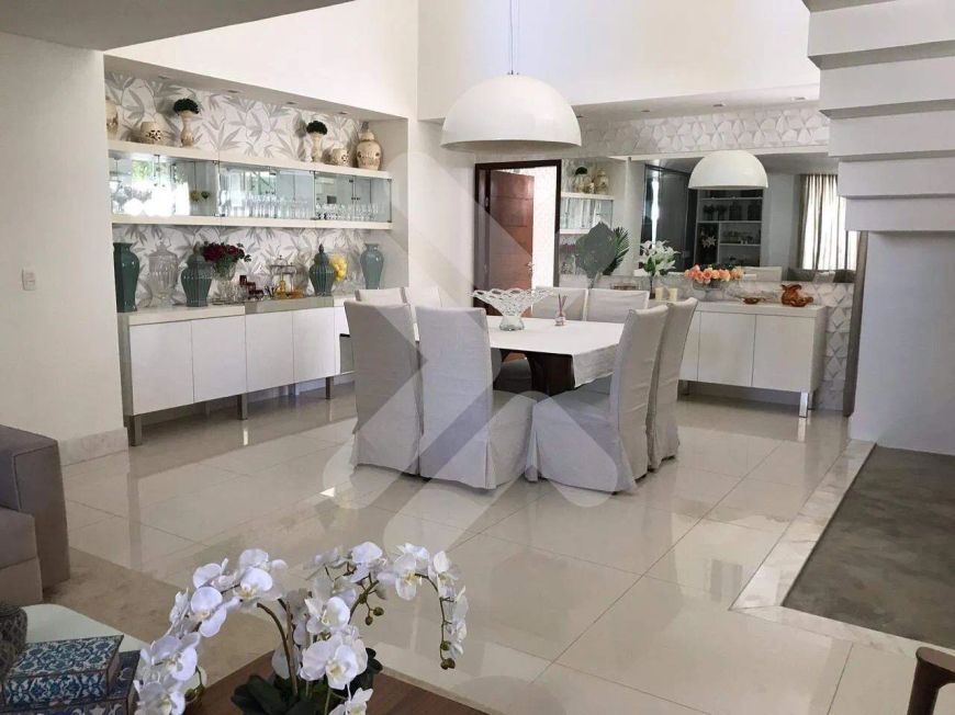 Casa à venda em Candelária (Natal/RN) | West Side Boulevard | 4 suítes - 450m²