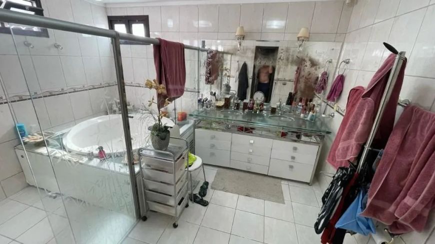 Linda casa com piscina em Tirol. Perto de padaria, escola, IFRN,shopping.