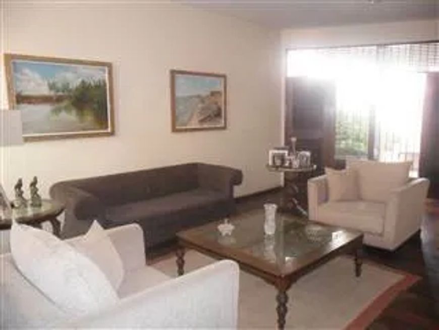 Casa com 6 dormitórios à venda, 642 m² por R$ 1.100.000,00 - Lagoa Nova - Natal/RN