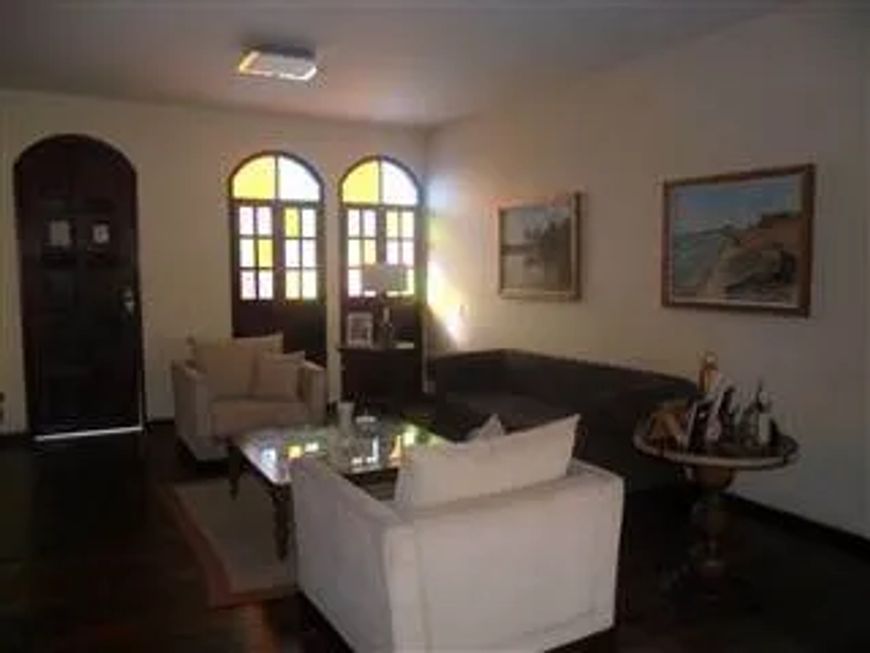 Casa com 6 dormitórios à venda, 642 m² por R$ 1.100.000,00 - Lagoa Nova - Natal/RN