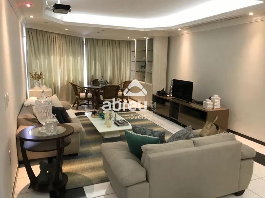 Apartamento em Capim Macio.