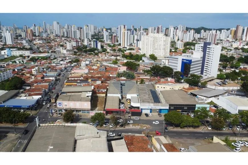 "Galpão Comercial à Venda em Natal, RN"