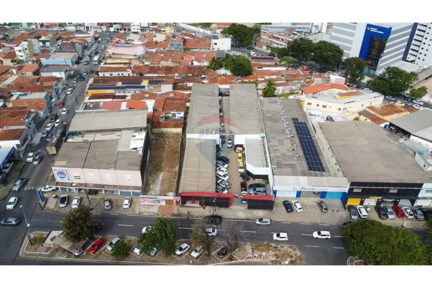 "Galpão Comercial à Venda em Natal, RN"