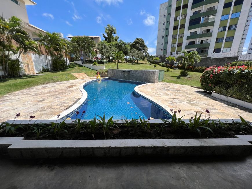 Imóvel para venda com 480 metros quadrados em Candelária - Natal - RN