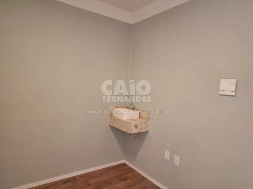 Prédio comercial no Tirol