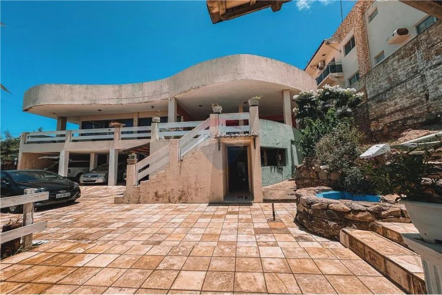 PIRAMBÚZIOS FLAT - a Venda