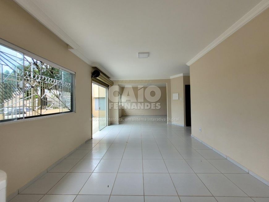 Prédio comercial em Lagoa Nova