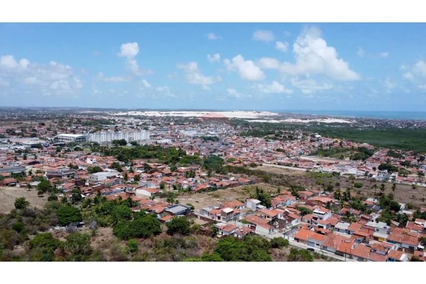 Terreno com Vista Privilegiada para a Ponte Newton Navarro e Dunas de Genipabu – Oportunidade para E