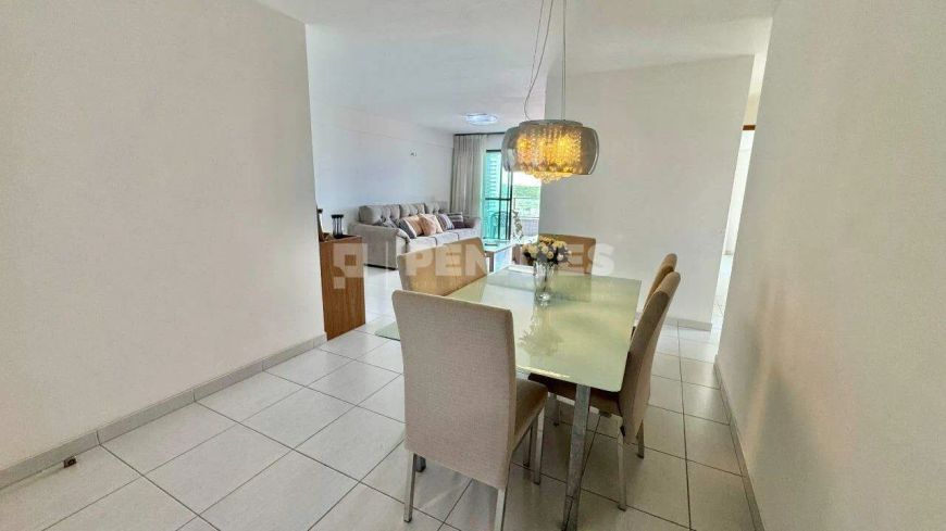 Apartamento mobiliado em Capim Macio - 3 quartos sendo 2 suites - 2 vagas.