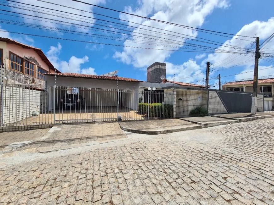 Casa com 6 dormitórios à venda, 541 m² por R$ 1.500.000,00 - Lagoa Seca - Natal/RN