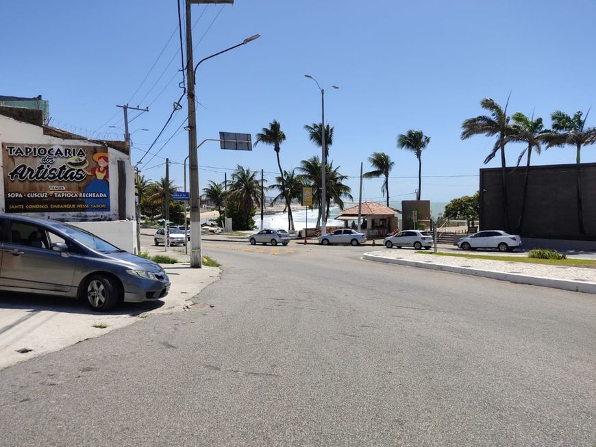 🌅 Terreno Estratégico na Ladeira do Sol: Oportunidade Única de Investimento! 🏢💡