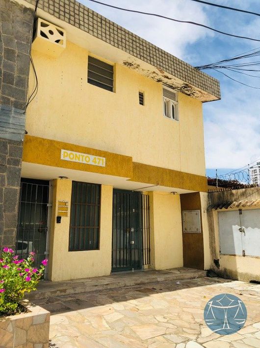 CASA PARA FINS COMERCIAIS NO BARRO VERMELHO
