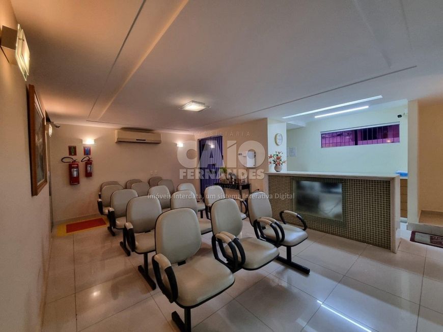 Prédio comercial em Candelária