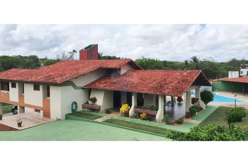 Excelente casa á Venda na Candelária, com 6 Suites, 2000 m² de área total.