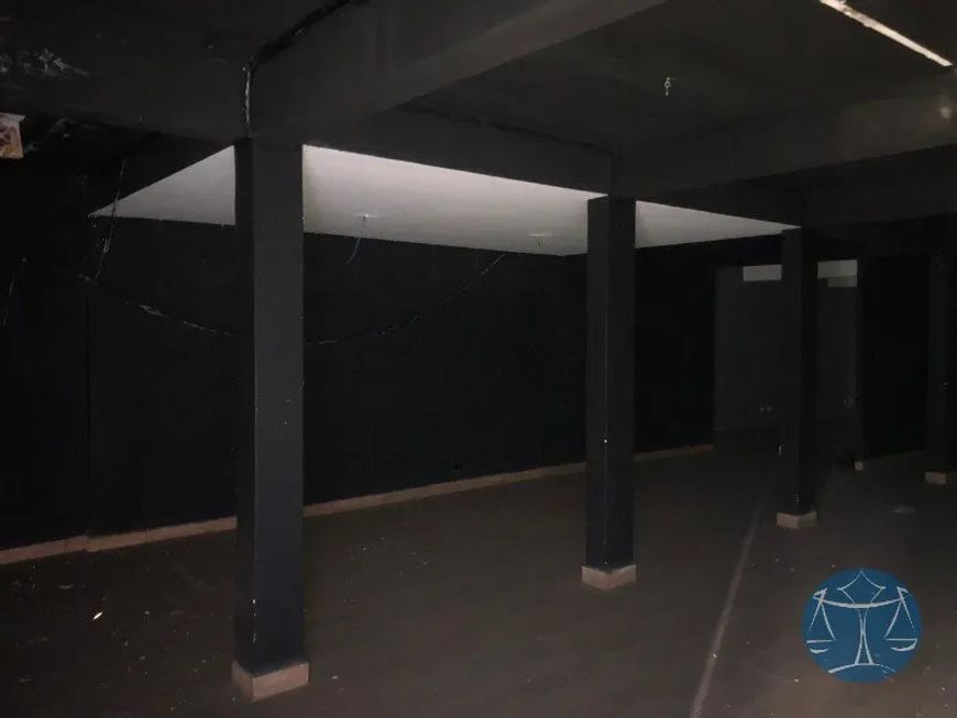 PRÉDIO COMERCIAL ENTRE A ALEXANDRINO E A PRUDENTE