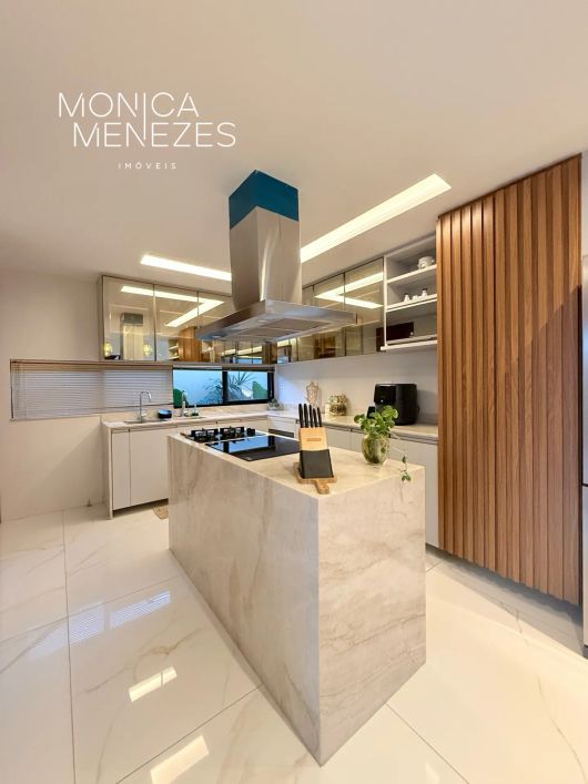 Casa Nova e mobiliada no Sunset Boulevaed