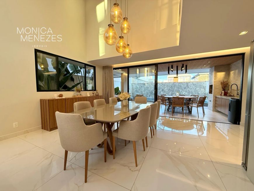 Casa Nova e mobiliada no Sunset Boulevaed