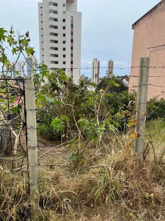 Vende-se Terreno em Ponta Negra - Conjunto Alagamar, Natal/RN