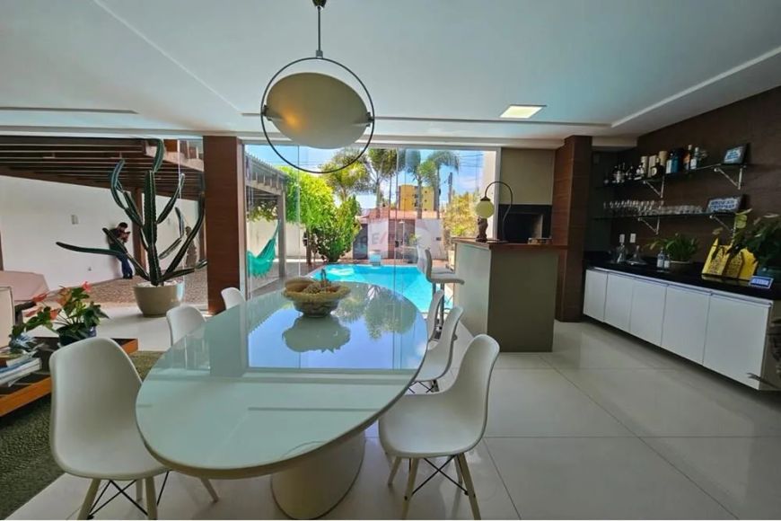 CASA TÉRREA E SOFISTICADA EM CAPIM MACIO – NATAL/RN