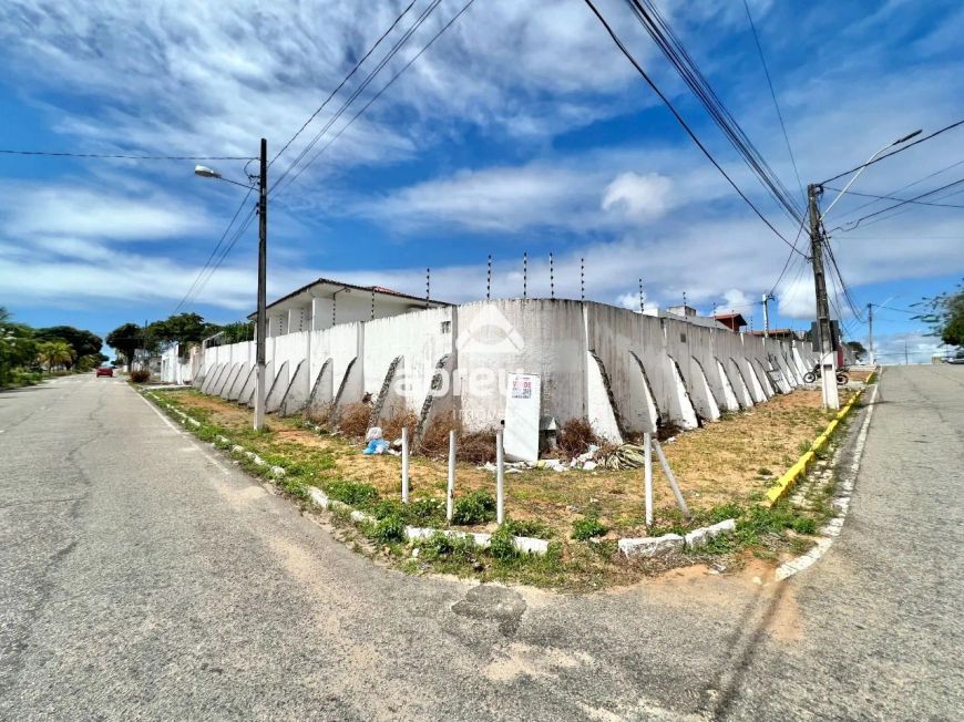 Casa à venda e para aluguel em Capim Macio