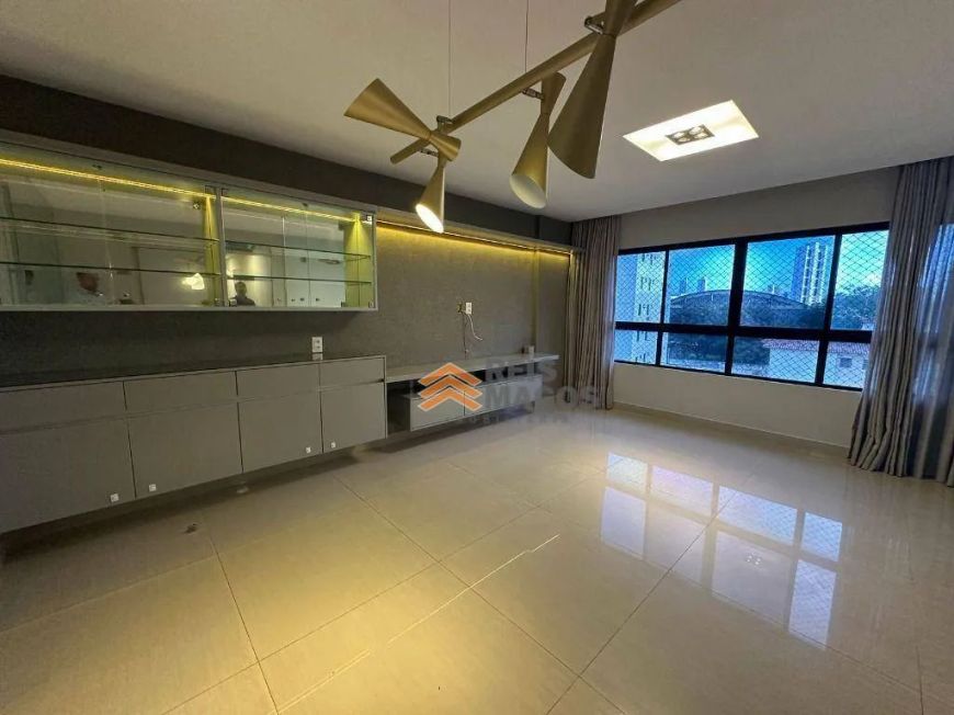 Apartamento com 3 dormitórios sendo 1 suíte e 2 semissuítes à venda, 100 m² por R$ 595.000 - Barro V