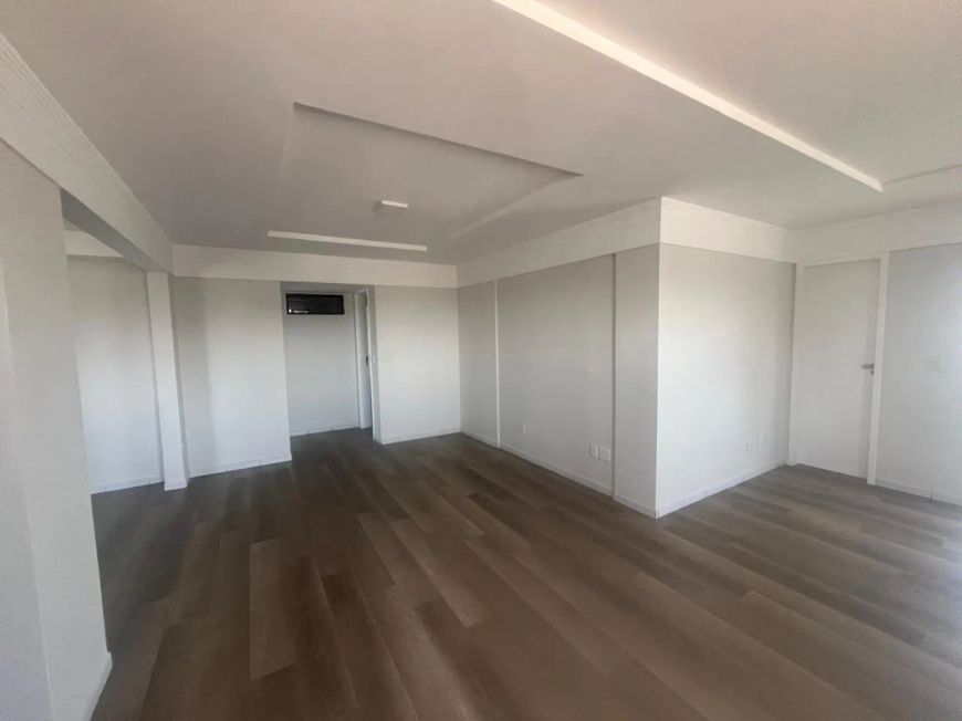Excelente apartamento Tirol com 3 suítes 178metros 3 vagas