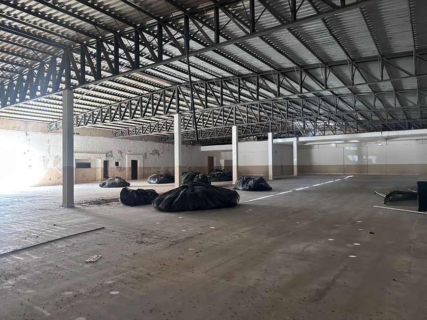 Galpão/Depósito/Armazém para aluguel e venda tem 1486 m2