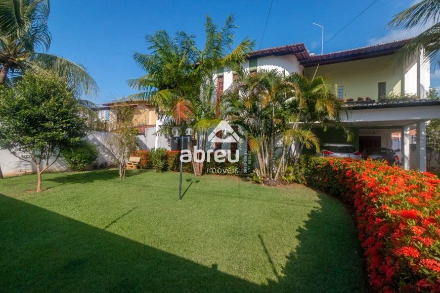 Ampla casa em Capim Macio