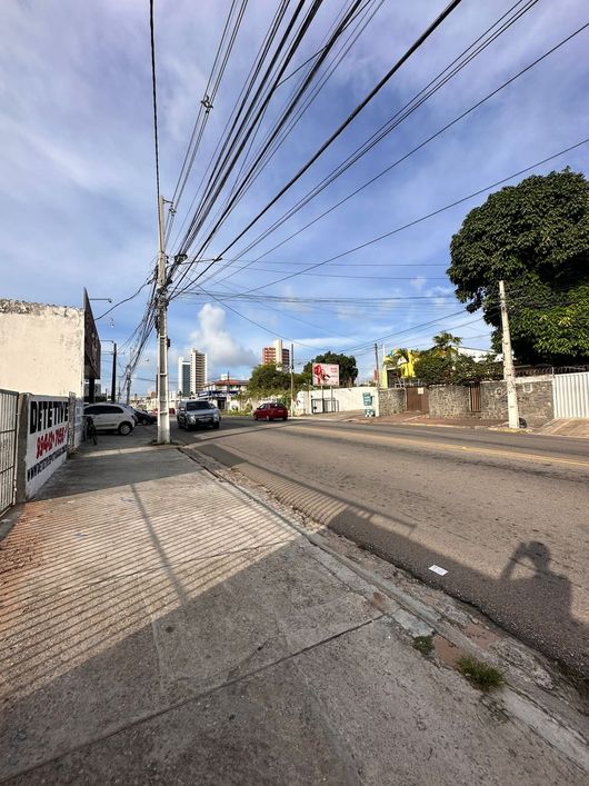Terreno Na Av. Jaguarari 638 m2