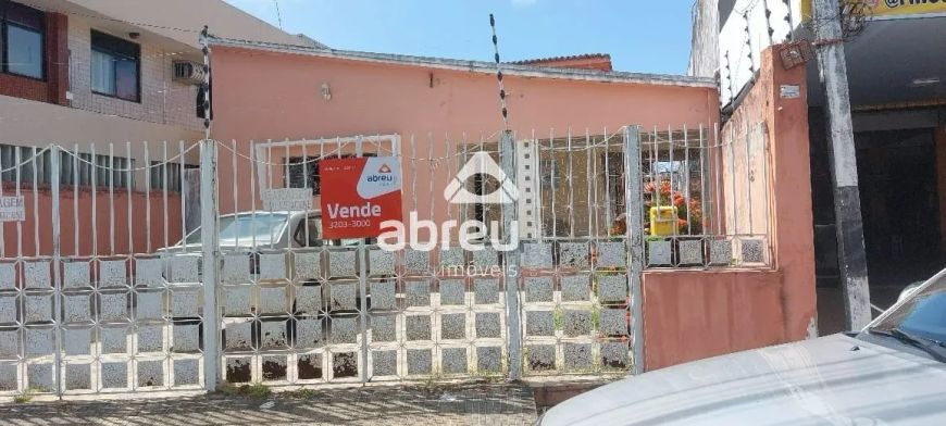 Casa à Venda no Alecrim, Natal/RN