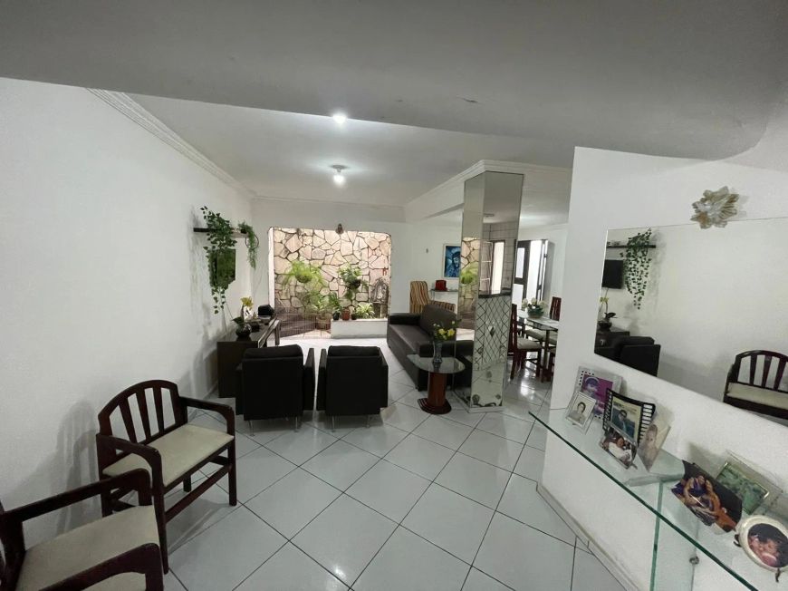 Duas Casas e dois pontos Comerciais - Avenida Lima e Silva - Lagoa Nova - Natal RN