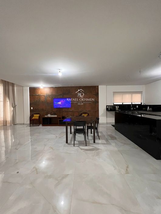 Casa de condomínio sobrado no Sunset Boulevard para venda possui 305 metros quadrados com 4 quartos