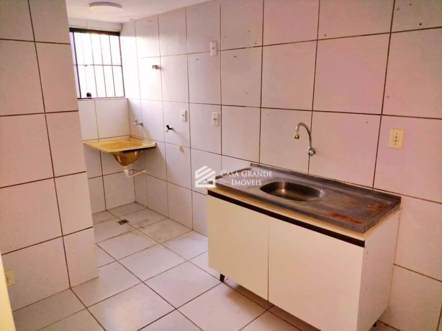 Apartamento com 2 dormitórios à venda, 57 m² por R$ 130.000,00 - Pitimbu - Natal/RN