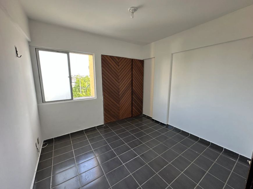 Imóvel para venda tem 75 metros quadrados com 3 quartos em Capim Macio - Natal - RN
