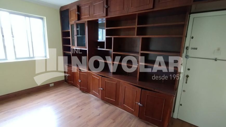 Apartamento de 2 Dormitórios, Amplo e Reformado, Próximo ao Metrô , Rua Amaral Gama!