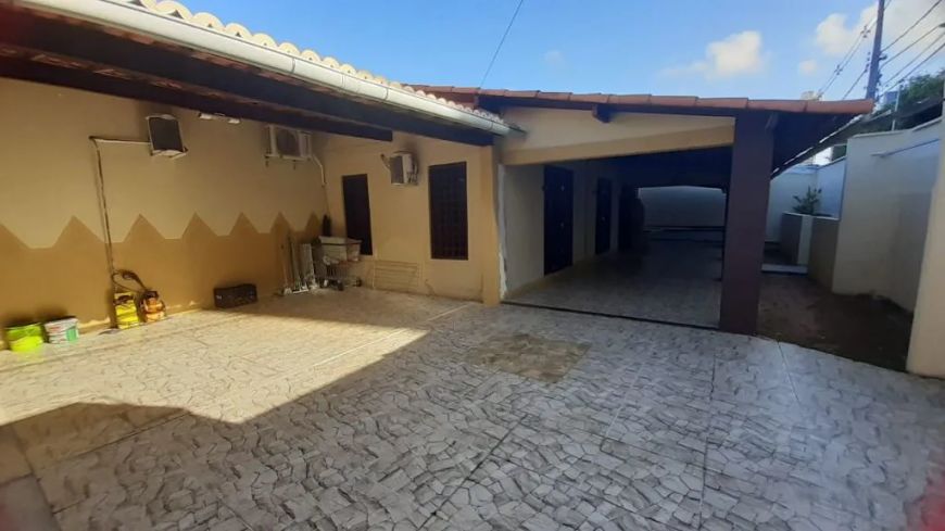 Casa com 3 dormitórios à venda, 400 m² por R$ 750.000,00 - Capim Macio - Natal/RN