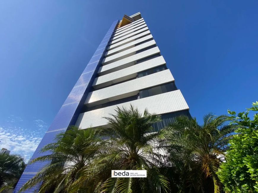 Apartamento com 3 quartos à venda em Natal