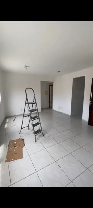 Excelente apartamento no Barro Vermelho - 79m² - R$ 260 mil